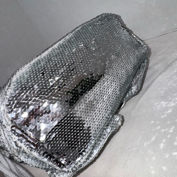 RARE Vintage New Coach Poppy Limited Edition Sequin Spotlight Silver Tote #13821 - Picture 6 of 16